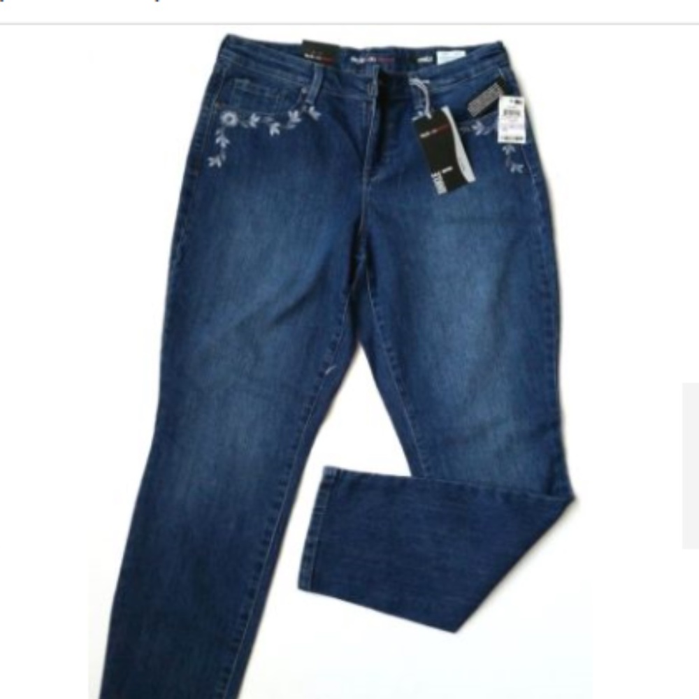 Style & Co. Ankle Mid Rise Curvy Fit Jeans Size 6